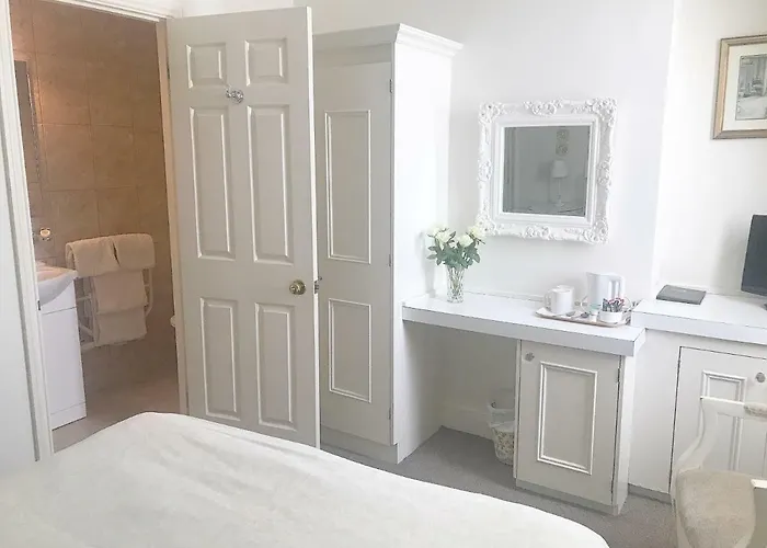 La Bonne Vie Saint Helier Jersey